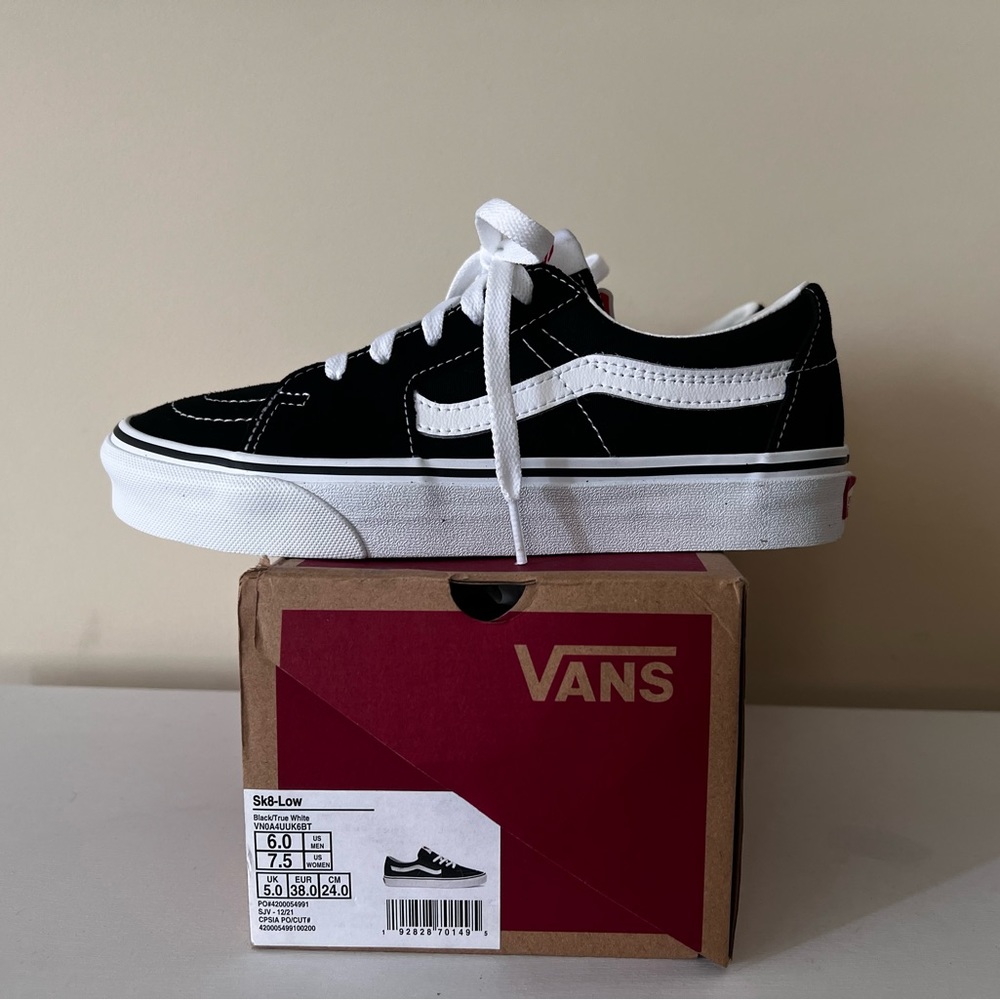 VANS - Sk8-Low Black/True White